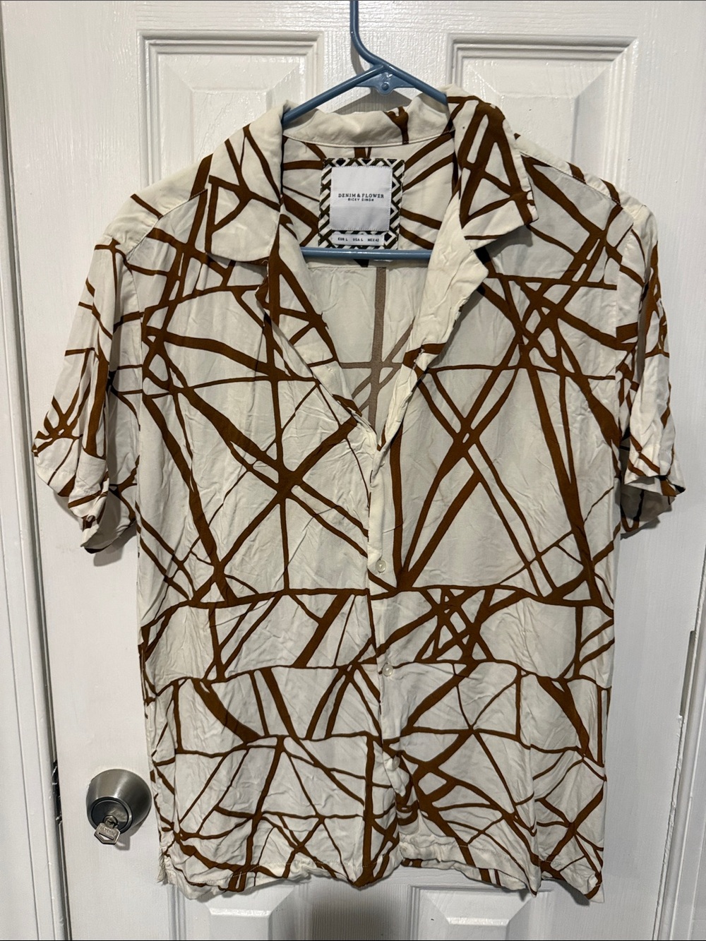 Denim & Flower Cream Short Sleeve Button-Down Shirt with Brown Abstract Lines